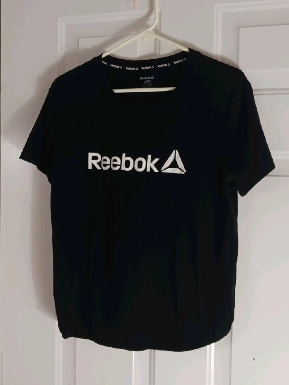 Reebok Womens Large Delta Logo Crew Neck Short Sleeve Black T-Shirt